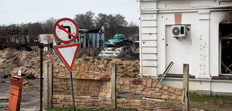Partial or Full Foundation Collapse in Wichita, KS